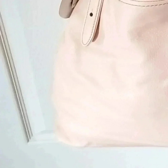 Cole Haan pale pink leather purse - Picture 9 of 9